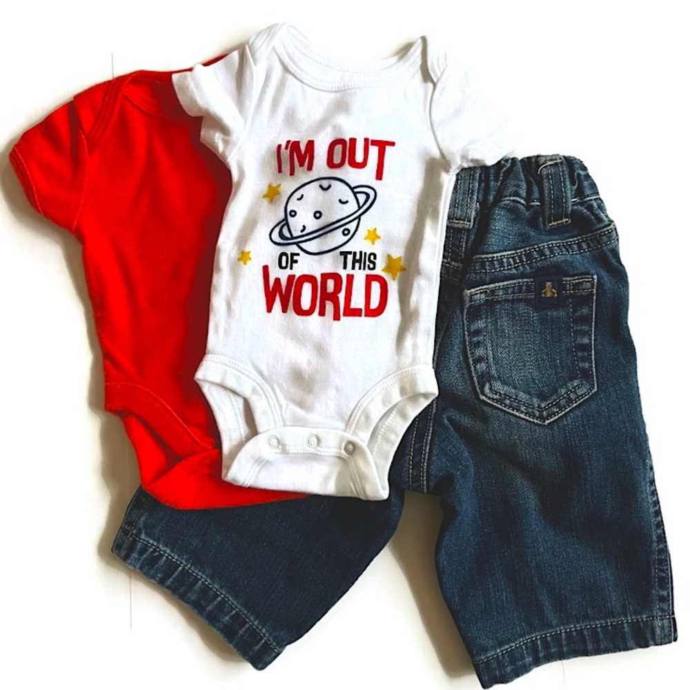 Newborn Baby Bundle | 3 Pcs | Baby Gap & Old Navy | 2 Bodysuits + Jeans | 0-3M